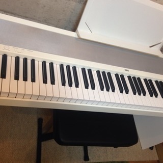 KORG B1(WH) 電子ピアノ2017年製おまけ付き