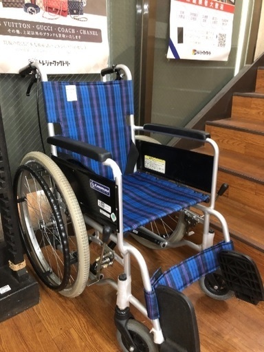 車椅子入荷しました！【KAWAMURA】
