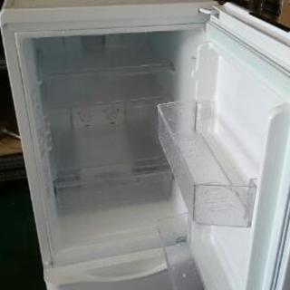 値下げしました❗2012年製DAEWOO冷凍冷蔵庫京都市内配達設置無料 - 家電