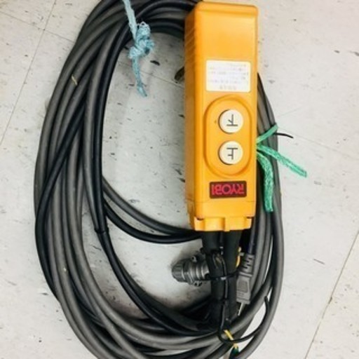 リョービ(RYOBI) ウインチ WI-61C【リライズ野田愛宕店】【店頭引取限定】【中古品】１点限り早い者勝ち！ RYOBI WI-61C 電動ウインチ【リライズ野田愛宕店】【引取限定】【中古