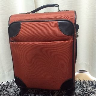 スーツケース（25L）