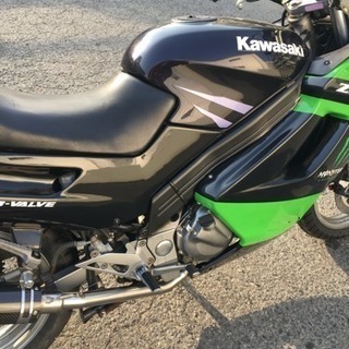 ZZR250 カスタム マフラー付き