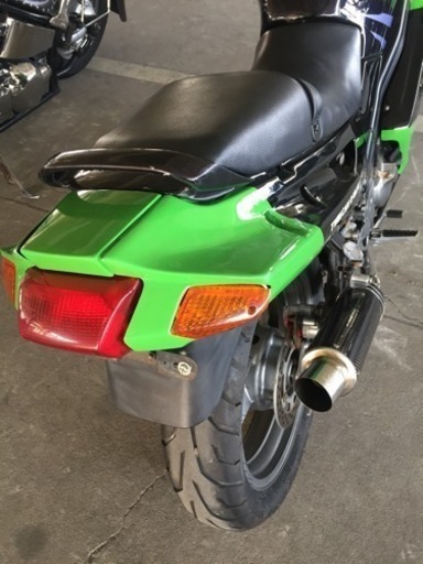 ZZR250 カスタム マフラー付き