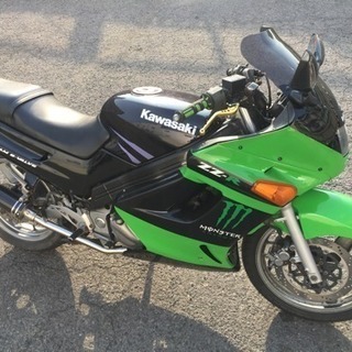 ZZR250 カスタム マフラー付き