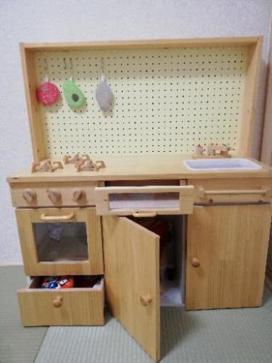お値下げ！DIY キッズ用キッチン ＋ おままごとセット