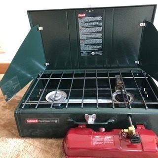 キャンプの必需品ビンテージバーナーとランタン
