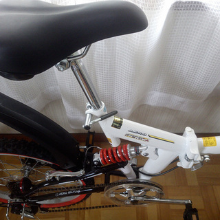 中古 室内保管 折りたたみ 20インチ HB-206SUS-NTD リアサス