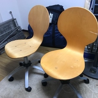 オフィスに…勉強に…キャスター付きの椅子