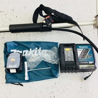 マキタ(makita) 充電式草刈機 Uハンドル 18V バッテリ・充電器付 MUR182UDRF【リライズ野田愛宕店】【引取限定】【中古良品】１点限り早い者勝ち！ マキタ(makita) 充電式草刈機 Uハンドル 18V バッテリ・充電器付