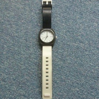 Nixon 腕時計 TIME TELLER 黒×白
