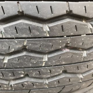 ハイエース用純正タイヤ