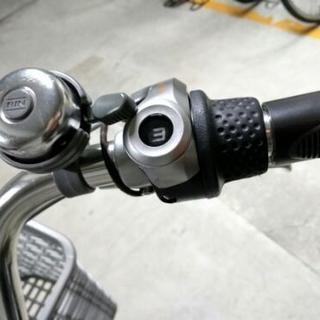 電動アシスト自転車 SANYO エネループ 充電器付き（HAMAXチャイルドシート付き）