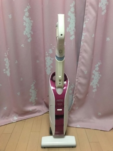 【値下げ】TOSHIBA VC-Y70C ピンクの掃除機