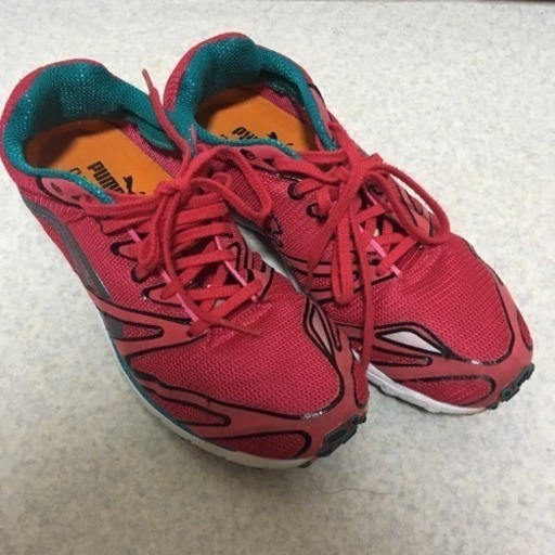Puma プーマ ランニングシューズ チェリーピンク 24cm ゴリアテ 札幌の靴の中古あげます 譲ります ジモティーで不用品の処分