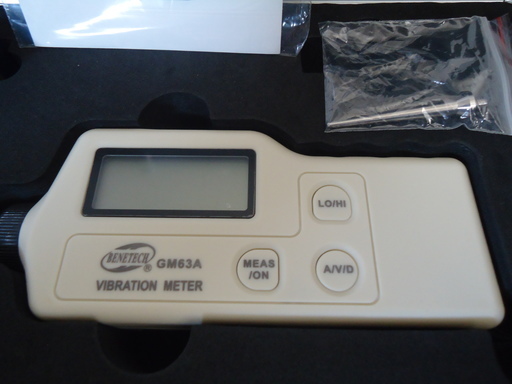 GM63A ポータブル デジタル振動測定器 振動計 【速度】【加速度