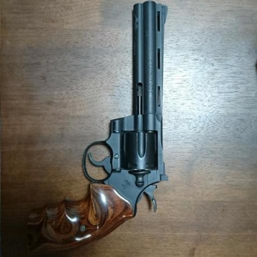ガスガン PYTHON 357 MAGNUM CTG