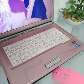 可愛いピュアピンク光沢♪ 高性能corei3 メモリ4G 大容量500G☆ 富士通