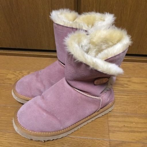 ugg w6