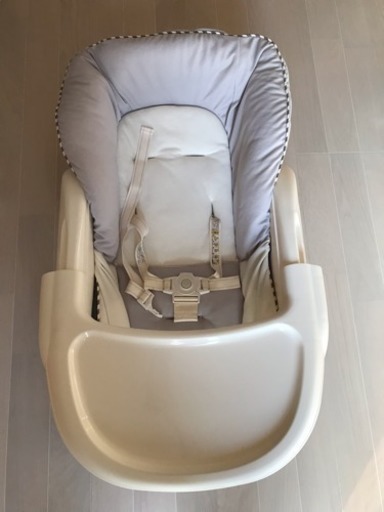 コンビ ネムリラ ハイローチェア\u0026歩行器\u0026ベビー布団