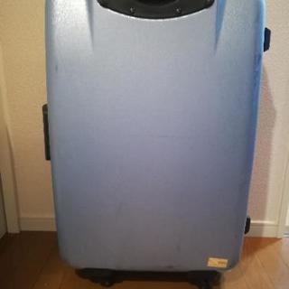 【決定済】中古　大型スーツケース