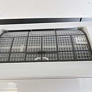 HITACHI 日立】ルームエアコン ～6畳/2.2kw RAS-A22D（W）2015年