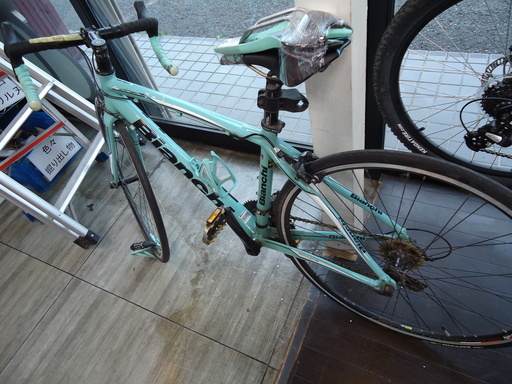 エコプラス小倉南店】SPENCER クロスバイク COD アクアグリーン色 6段