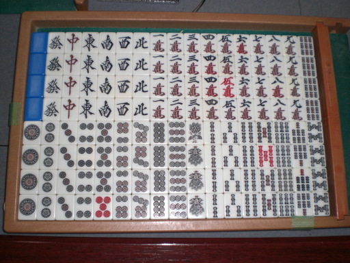 中古品  来店歓迎　メンテナンス済　全自動麻雀卓 雀酔Ａ型 AA-8309A 品 来店歓迎 メンテナンス済 全自動麻雀卓 雀酔A型 AA-8309A 【公式通販】