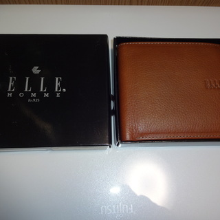 ELLE HOMME　2つ折り財布　未使用品　※売却済〆切