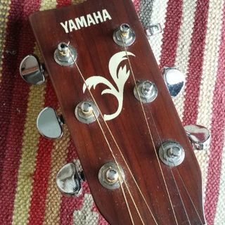 出音良好♪ YAMAHA ヤマハ アコギ FS-325 TBS ハードケース付 出音良好♪ YAMAHA ヤマハ アコギ FS-325 TBS ハードケース付 出音良好