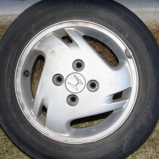 ホンダライフＪＢ１／ＪＢ２用純正オプションアルミホイールセット　その１