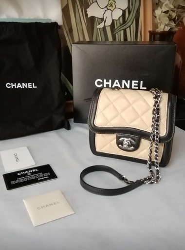 稀少。非常に美品。CHANEL　シャネル　EXミニマトラッセ　ショルダーバッグ