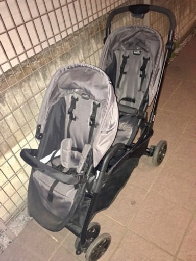 【最終値下げ】イーブンフロー  二人乗りベビーカー 縦型