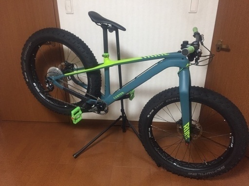ファットバイク CANYON DUDE
