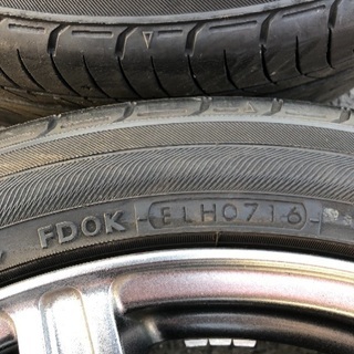 値下げしました！215/45R17タイヤ付き美品ホイール４本セット！