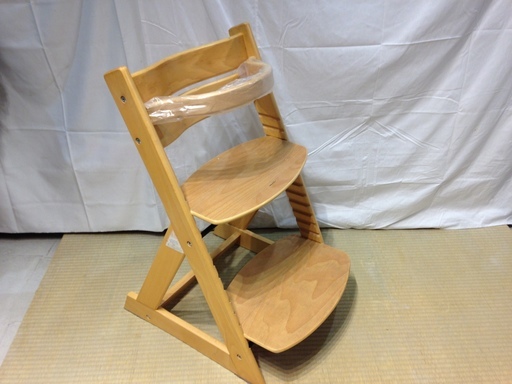 X107 ベビーチェア 食事用椅子 幼児用椅子 高さ調節可能 赤ちゃん 大川家具 木製 エレーマー 高浜のベビー用品 ベビーベッド 家具 の中古あげます 譲ります ジモティーで不用品の処分