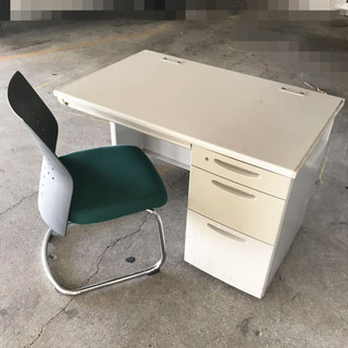 机　オフェンス　　テーブル　パソコンデスク　★153