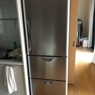 日立☆中古冷凍冷蔵庫、R-S30AMVL 2011年式