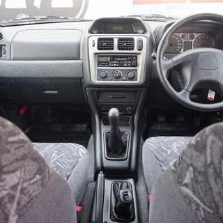 三菱 パジェロイオ ｚｒ シルバー自社ローン取扱い店 くるまのミツクニ湘南店 3292shonan 茅ケ崎のパジェロの中古車 ジモティー