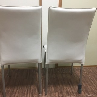 訳あり白い椅子 ２脚