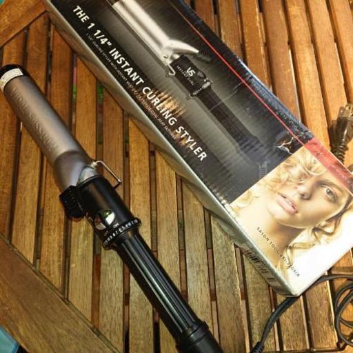 ☆美品☆ヴィダルサスーン ヘアアイロン