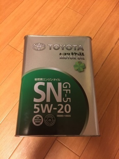 Toyota トヨタ純正オイル キャッスル Sn 5w 4l缶 フルスポ 鹿児島のメンテナンス用品の中古あげます 譲ります ジモティーで不用品の処分