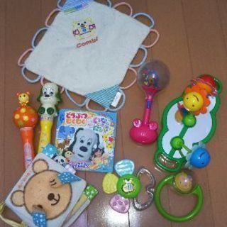 赤ちゃんの玩具(いないいないばぁ他)