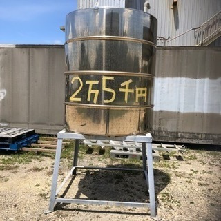 🉐値下げ。中古ステンレスタンク架台付き