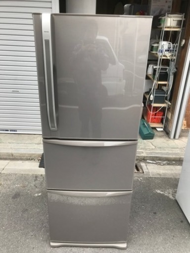冷蔵庫 東芝 3ドア ファミリーサイズ 339L 自動製氷OK GR-34ZV 2010年 川崎区 IC
