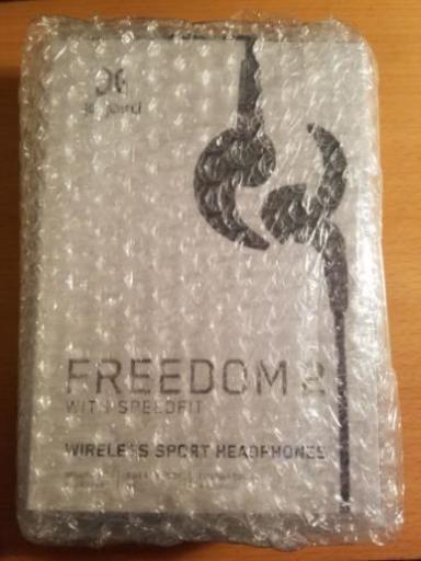 jaybird freedom 2のワイヤレスイヤホン （新品）