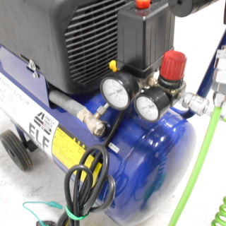 アネスト岩田 FX7401 オイルフリーコンプレッサー『良品中古