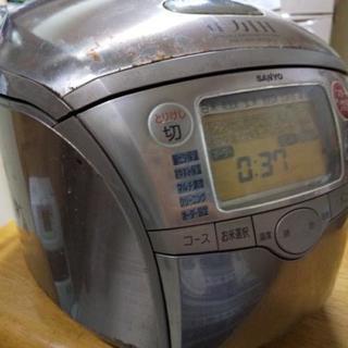 SANYO 炊飯器 (06年製)