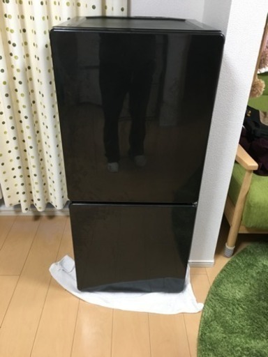 一人暮らし用の冷蔵庫売ります！(霜取り機能付き)