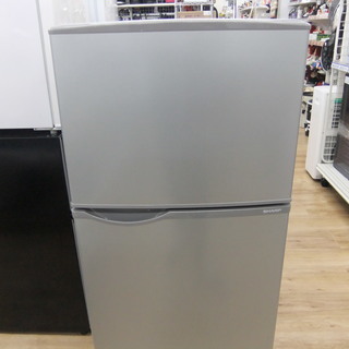 安心の1年返金保証！SHARP（シャープ）の2ドア冷蔵庫です。