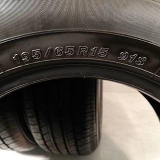 値下げ　195/65R15 ノーマル　タイヤ　4本　ヨコハマタイヤ　良質ゴム